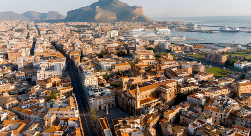 Palermo, kalashnikov contro bar Ch�ri: terzo attentato allo Zen